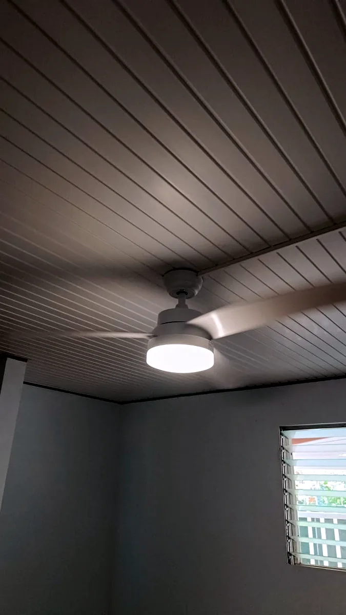 Après installation d'un brasseur d'air FANELITE aux Anses-d'Arlet en Martinique