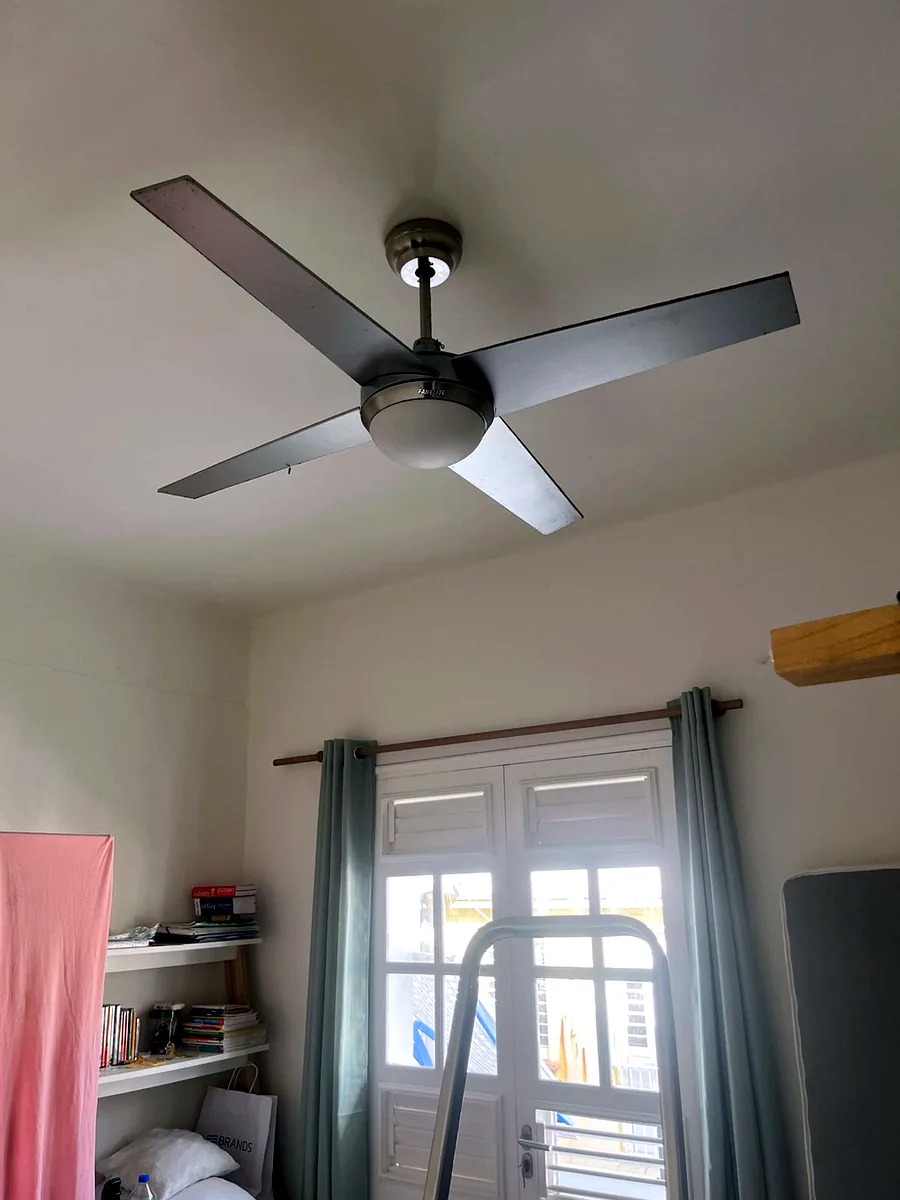 Avant installation d'un brasseur d'air FANELITE à Baie-Mahault en Guadeloupe