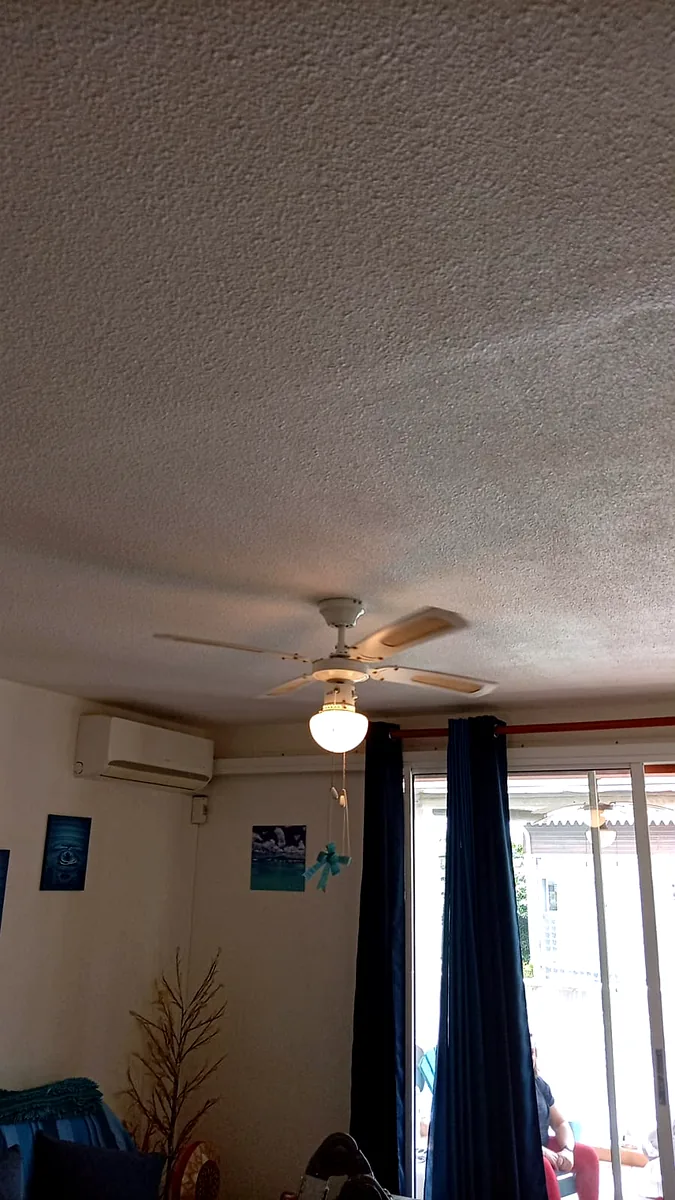 Avant installation d'un brasseur d'air FANELITE au Morne-Vert en Martinique