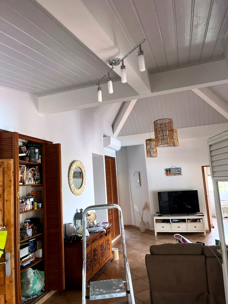 Avant installation d'un brasseur d'air FANELITE à Petit-Bourg en Guadeloupe